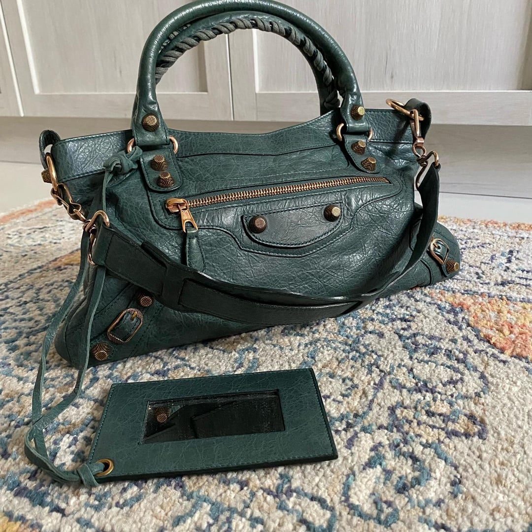 バレンシアガ シティ ファースト レザー ハンドバッグ