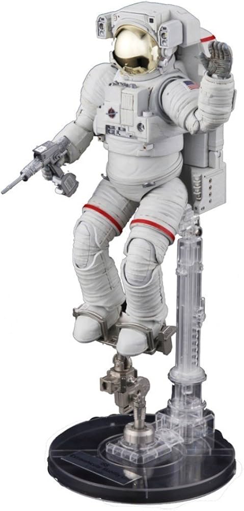 バンダイ 1/10 ISS 船外活動用宇宙服 プラモデルキット