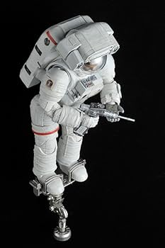 バンダイ 1/10 ISS 船外活動用宇宙服 プラモデルキット - 2