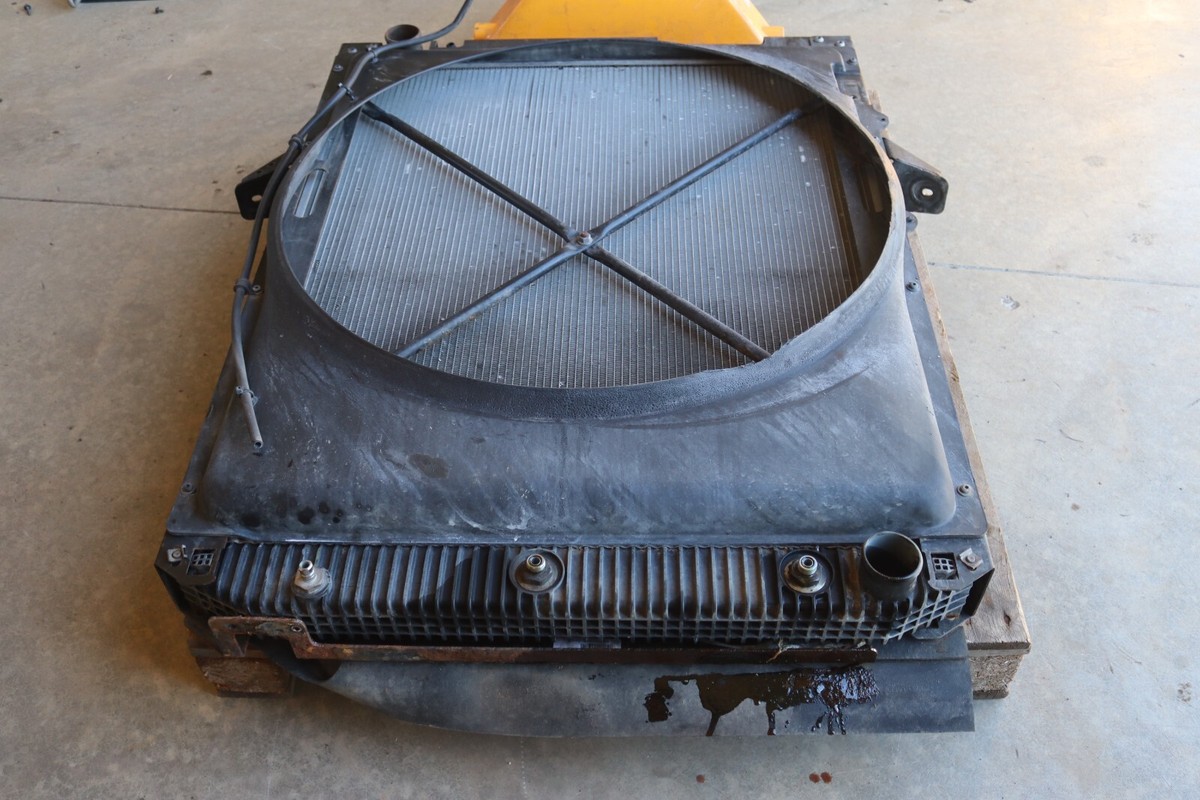 ボルボ 760 ラジエーター